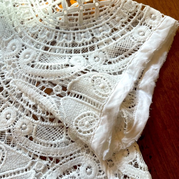 Sundance White Lace Summer Blouse or swimsuit cover up - Picture 4 of 6